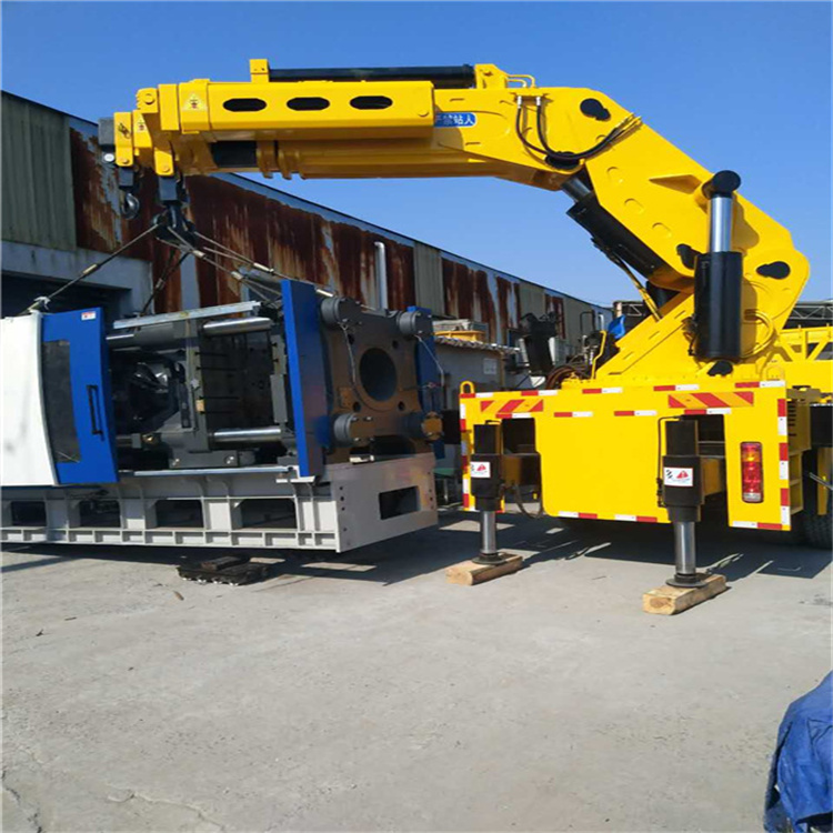 鄂城 大吨位折臂吊出租费用解析：一小时租赁多少钱