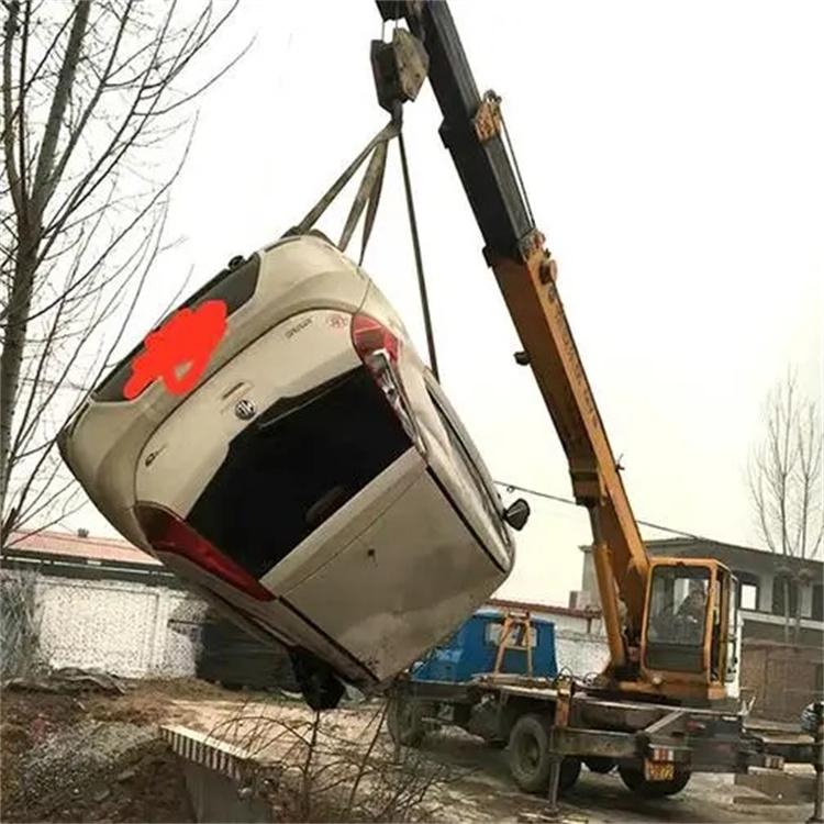 鄂城随时待命，吊车24小时道路救援服务全解析