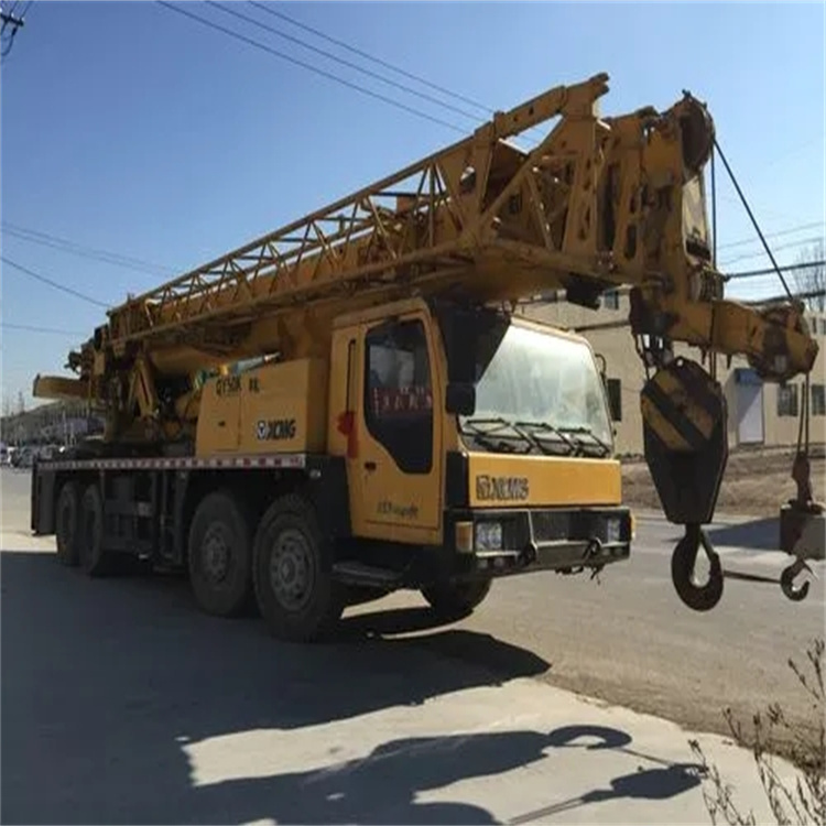 鄂城哪里有专业吊车出租